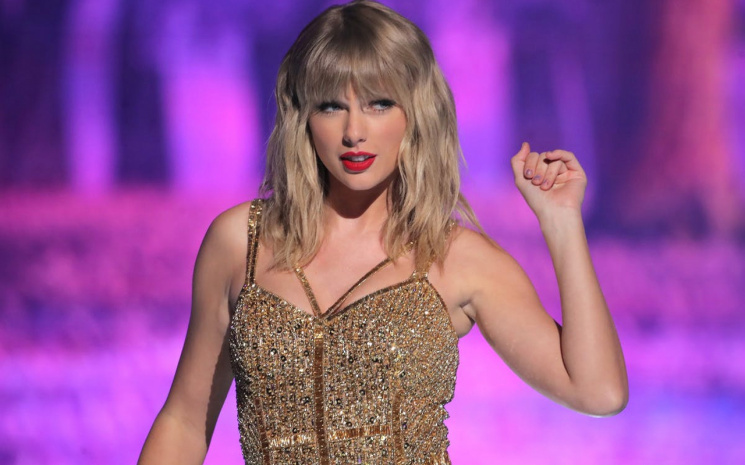 Taylor Swift Amerika listelerinde rekor kırdı