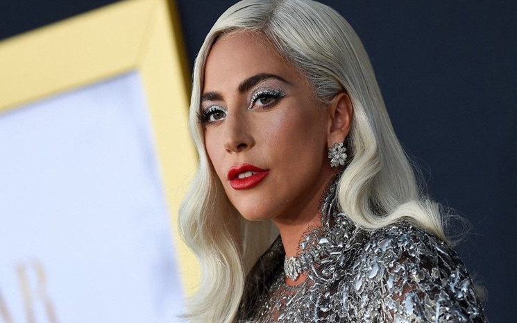 Lady Gaga'nın  'Poker Face' Klibi YouTube'da 1 milyar izlenmeye erişti