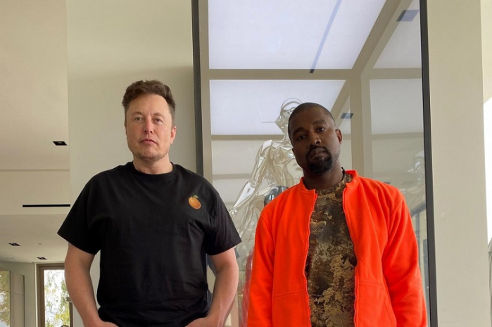 Elon Musk Kanye West'e çağrıda bulundu.