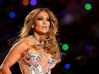 Jennifer Lopez bugüne kadar hiç botox yaptırmadığını söyledi.