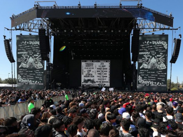 Astroworld Festivalinde yaralanan 9 yaşındaki  Ezra Blount hayatını kaybetti