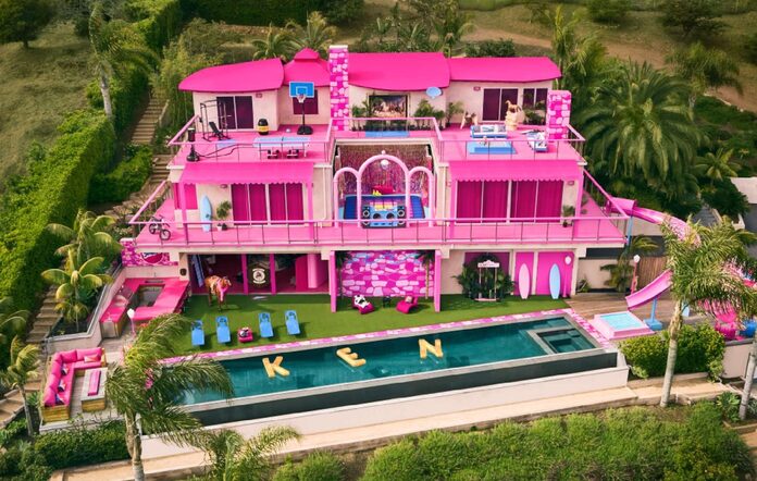 Barbie'nin  Malibuda ki rüya evini artık kiralanabilecek