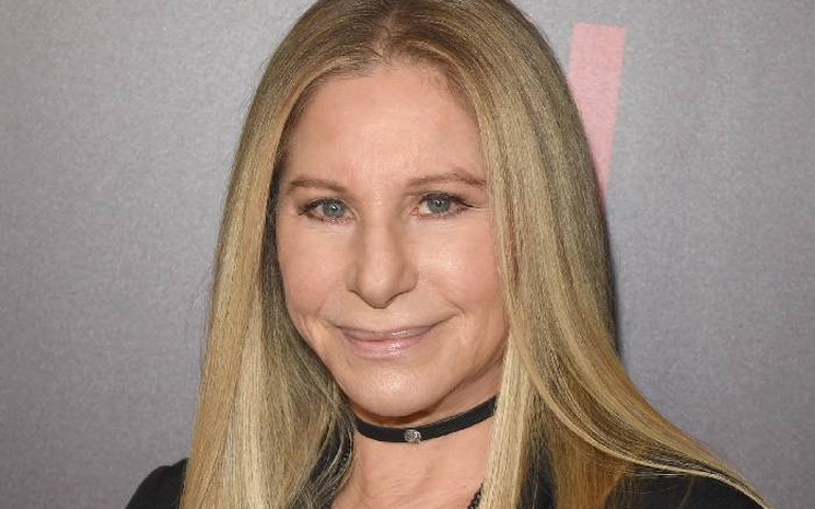 Barbara Streisand'tan George Floyd'un kızına yardım.