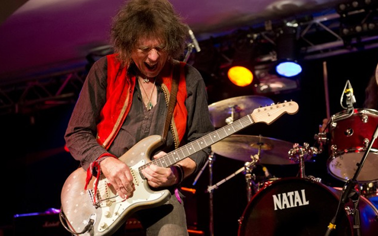 Gitarist Bernie Torme, 66 yaşında hayatını kaybetti.