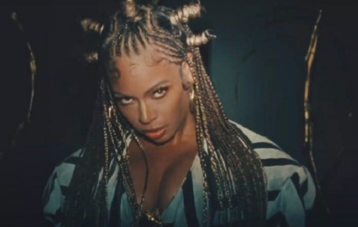 Beyoncé, Shatta Wale ve Major Lazer ile video klip yayınladı.