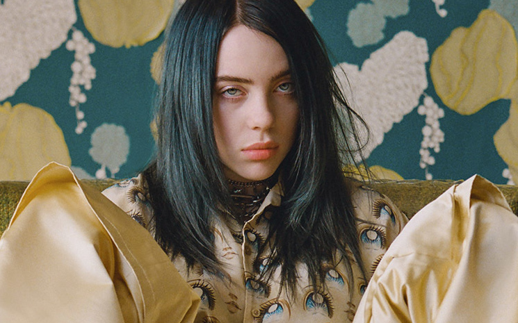 Billie Eilish Billboard'un magazin dergisine kapak oldu.