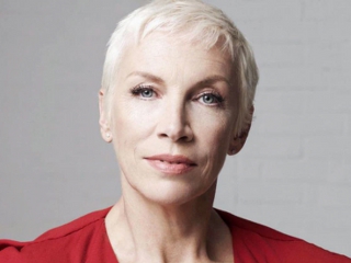 Annie Lennox da sahnede