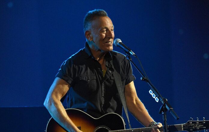 Bruce Springsteen hastalığı nedeni ile Amerika'da ki 2 konserini iptal etti