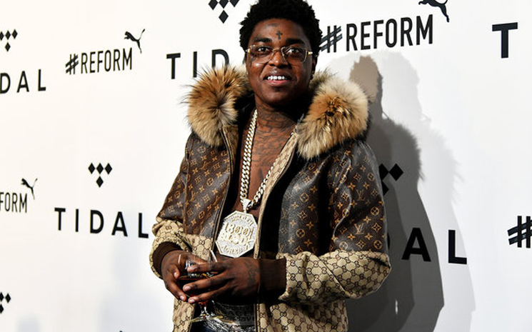 Kodak Black Billboard 200 listesinde ilk 1 numarasını elde etti.