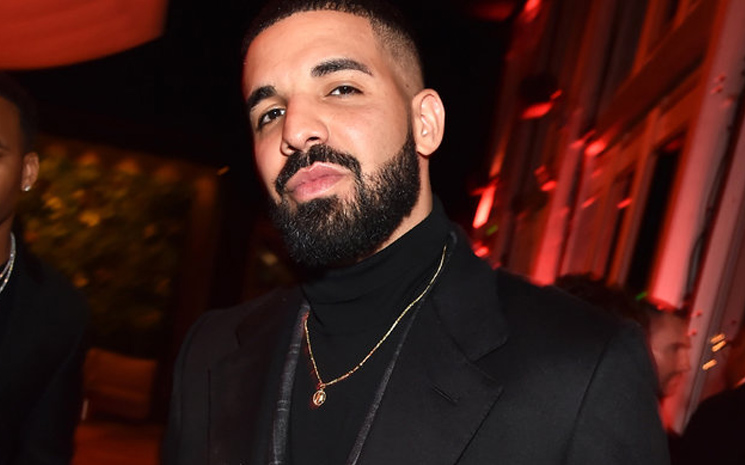 Drake'in 10 yıllık \"So Far Gone\" mixtape'i Billboard listesine giriş yaptı.