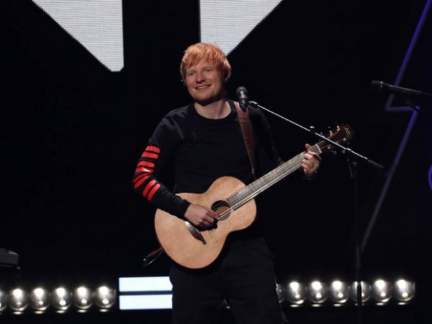 Ed Sheeran bu sene  elektrikli karavan ile turneye çıkmayı  planlıyor