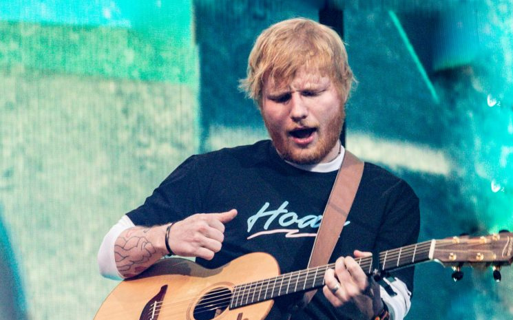 Ed Sheeran No.6 isimli albümünün listesini paylaştı.