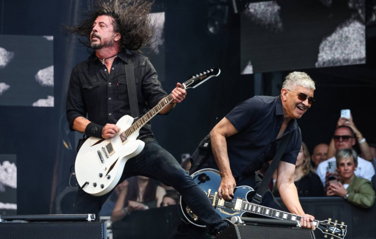 Foo Fighters,konseri yarıda kesti