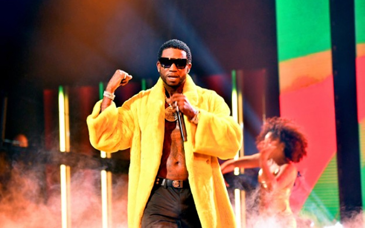 Gucci Mane \"Bipolar\" şarkısını paylaştı.