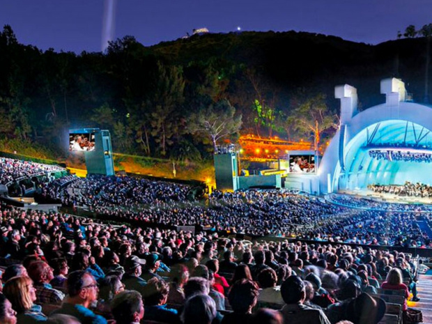 Hollywood Bowl  14 hafta sürecek konserler ile yaz açılışı yapacağını duyurdu