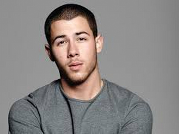 Nick Jonas 2021 Billboard Müzik Ödülleri'ni sunacak.