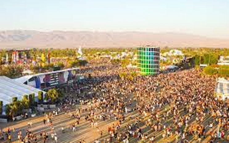 Coachella Müzik ve Sanat Festivali, ikinci hafta sonunda da binlerce kişiyi bir araya getirdi