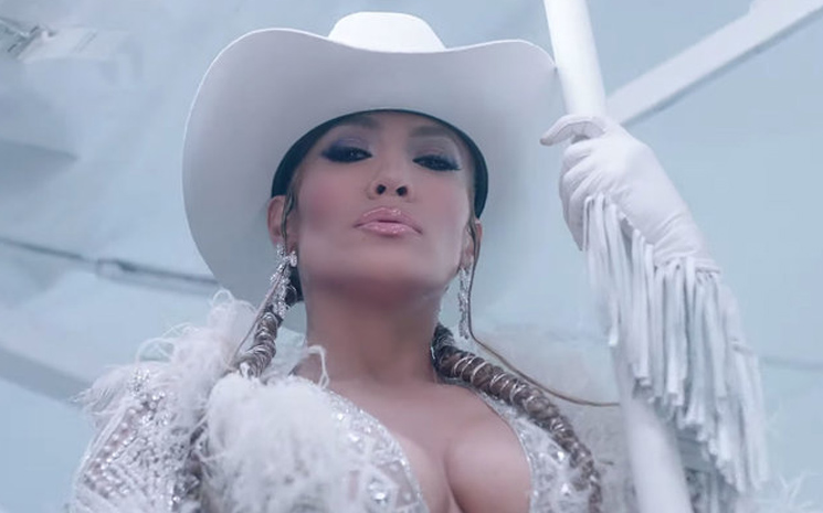Jennifer Lopez yeni şarkısına klip çekti.