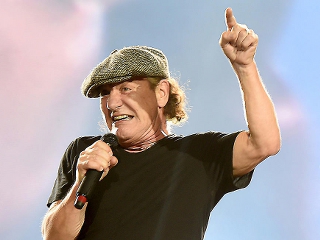 AC/DC solisti Brian Johnson sihirli tedavi sonucu duyabildiğini söyledi