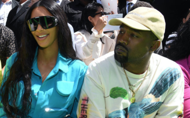 Kanye West'in çok beklenen albümü beklenen tarihte çıkmadı.