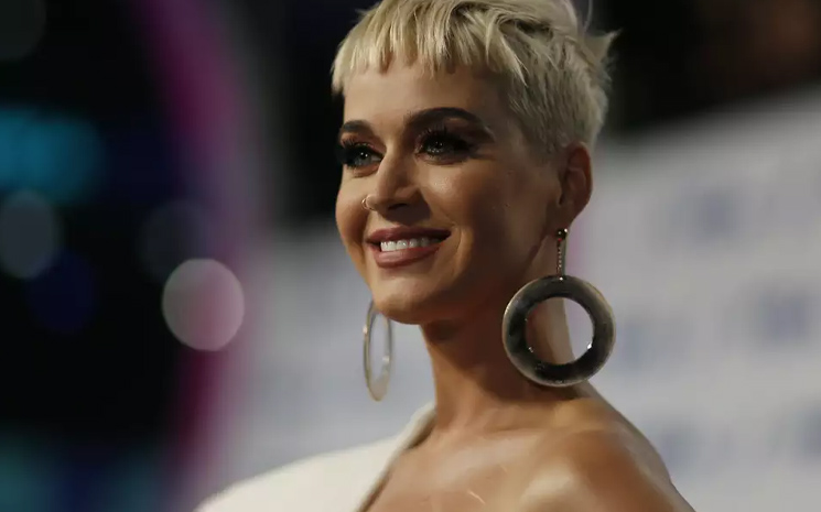 Katy Perry Los Angeles'te yeni bir ev almak istiyor