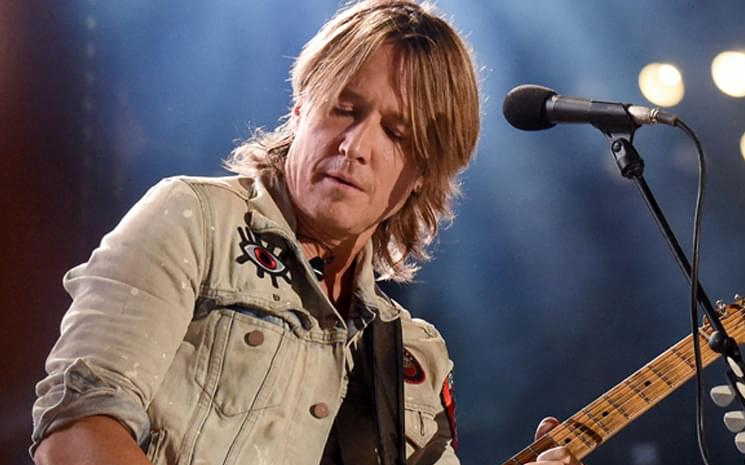 Keith Urban sunuculuğa girişti