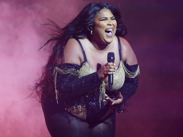 Lizzo Covid 19 vakaları düşene kadar hayranlarından uzak duracak