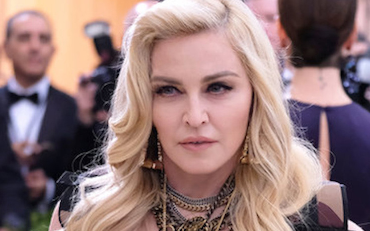 Madonna dün Twitter paylaşımıyla dikkatleri üzerine çekmeyi başardı