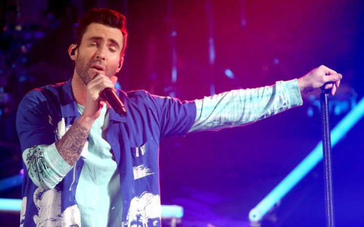 Maroon 5 Super Bowl yarı finali performansçıları olacak mı?
