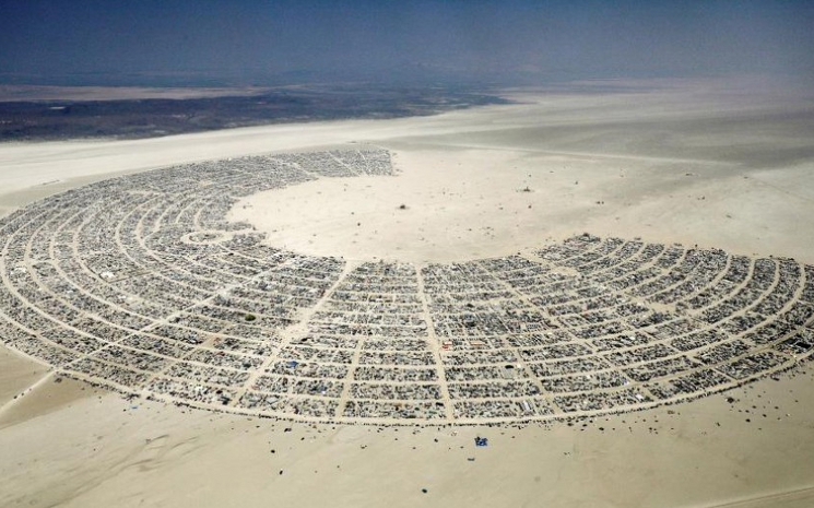Burning Man canlı sanal etkinlikler platformu için proje başlattı.