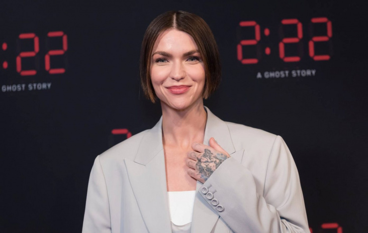 Polis Katy Perry'nin geçmişte yaptığı idda edilen cinsel saldırı suçunu araştımaya başladı