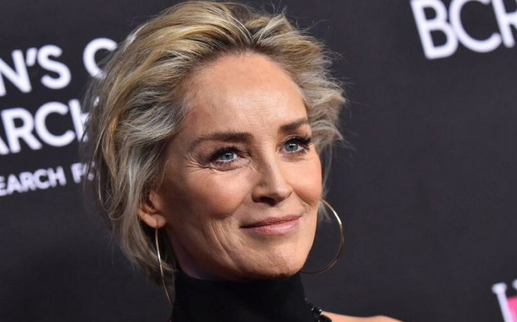 Sharon Stone Joe Rogan'ı eleştirdi