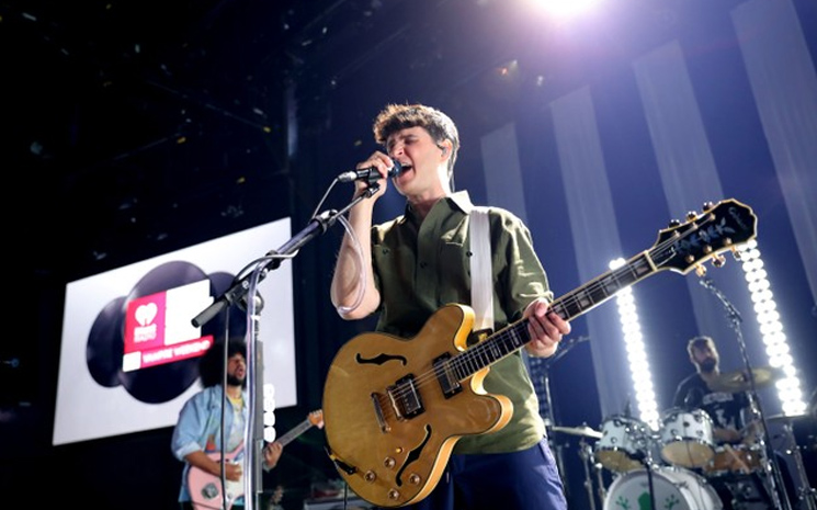 Vampire Weekend 3.kez zirveye oturmayı başardı.