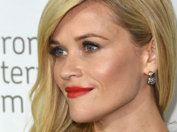 Reese Witherspoon'un oğlundan ilk şarkı geldi.